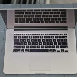 Apple MacBook Pro 15″ (Model A1398, i7) | 16GB RAM | 256GB / 512GB SSD