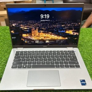 Dell Precision 3470 Intel Core i7-1270P 12th Gen laptop front view