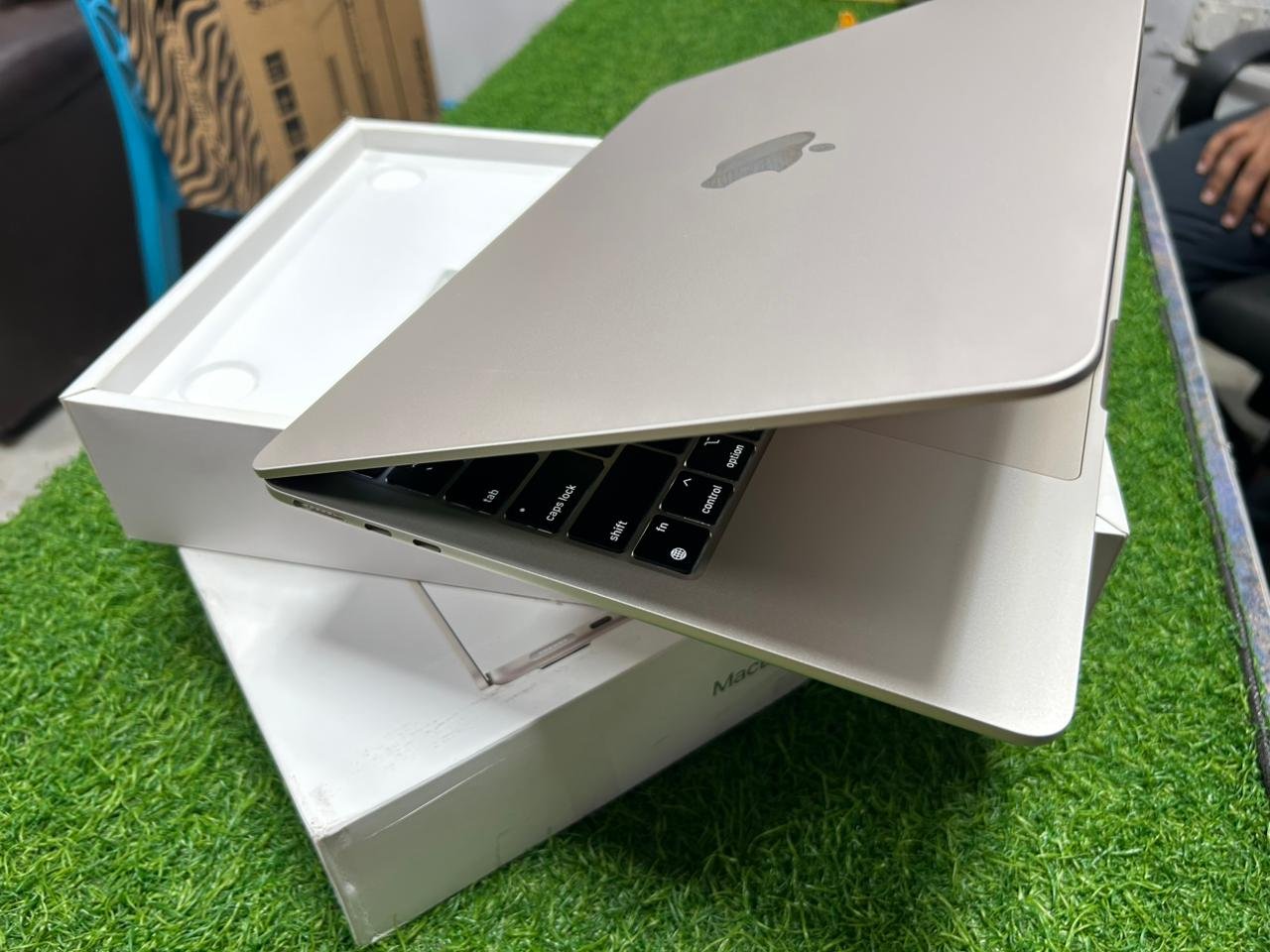 MacBook Air M2 16GB 256GB for Sale in Hyderabad
