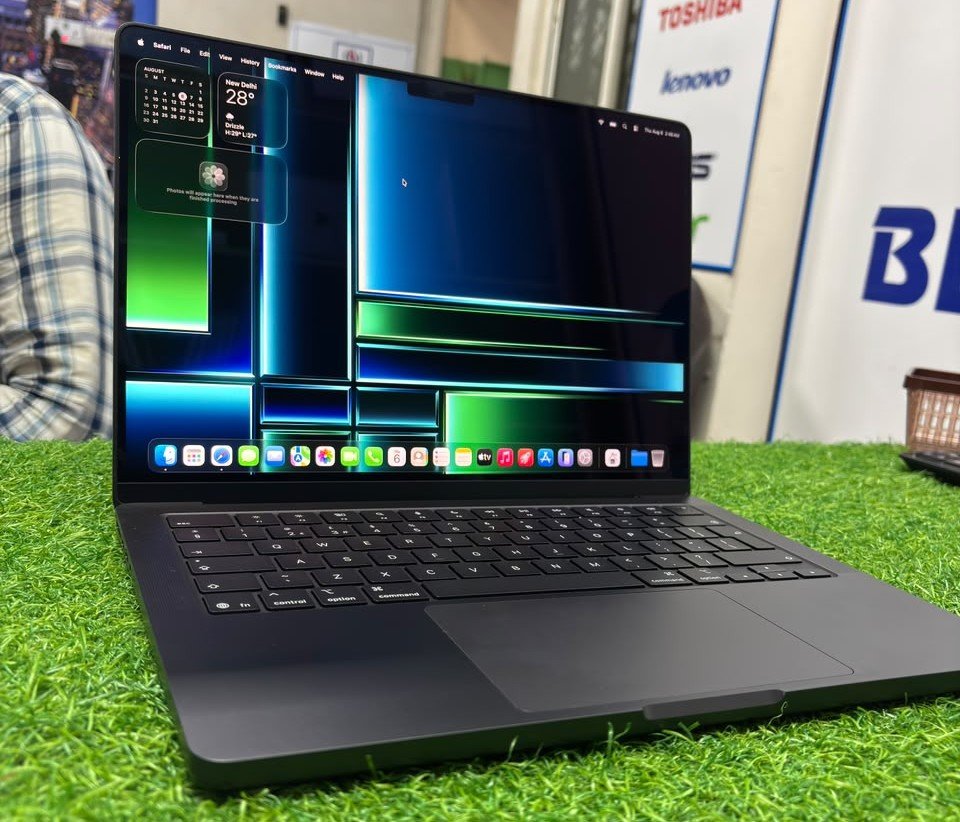 Like New MacBook Pro M5 Hyderabad